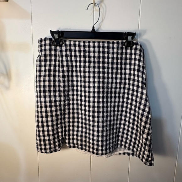 American Eagle Outfitters Navy and White Gingham Plaid Mini Skirt Size Large - Picture 3 of 8